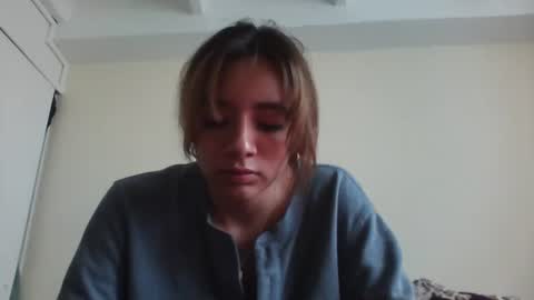 majo_gomezz online show from 1, 10, 2025