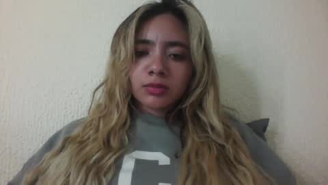 majo_gomezz online show from 19, 12, 2025