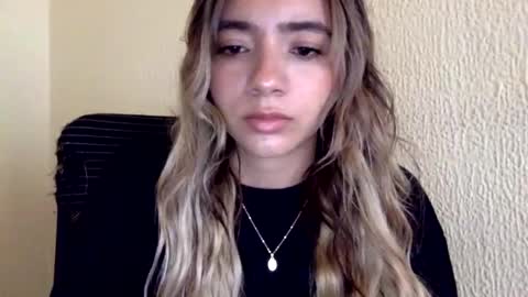 majo_gomezz online show from 31, 3, 2026
