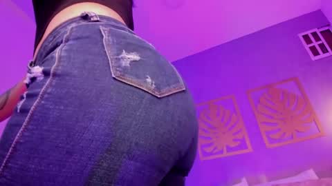 MAJO ROSE  online show from 30, 4, 2026