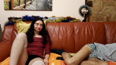 Snapshot of make_me_feel chatting on 13, 12, 2024 Lena Ian online show from 13, 12, 2024