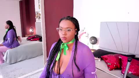 Snapshot of makena_gh chatting on 4, 7, 2026 makena online show from 4, 7, 2026