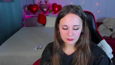 Snapshot of makima_lee chatting on 28, 1, 2025 Makima online show from 28, 1, 2025