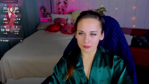 Snapshot of makima_lee chatting on 8, 2, 2025 Makima online show from 8, 2, 2025