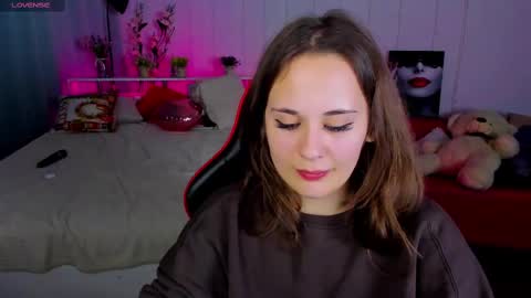 Snapshot of makima_lee chatting on 20, 2, 2025 Makima online show from 20, 2, 2025