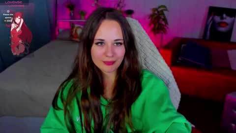 Snapshot of makima_lee chatting on 24, 2, 2025 Makima online show from 24, 2, 2025