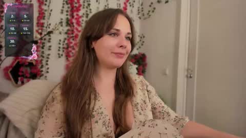 Snapshot of makima_lee chatting on 12, 10, 2025 Makima online show from 12, 10, 2025