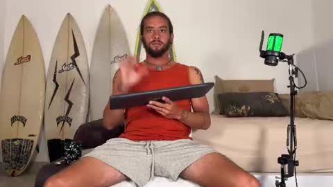 Snapshot of makingmoans chatting on 26, 6, 2026 Mack Makingmoans Twitter online show from 26, 6, 2026