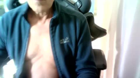 makis8989 online show from 4, 12, 2024