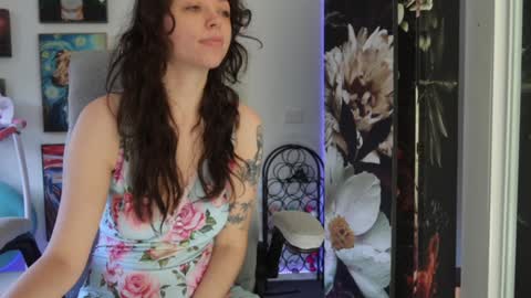 MakiyahBelle online show from 3, 1, 2025