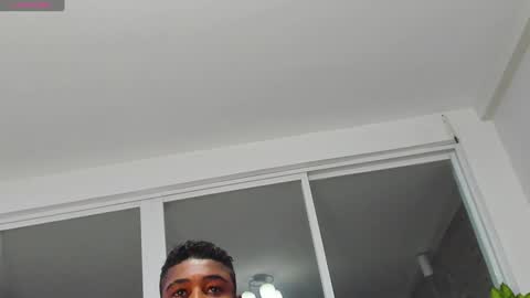 Snapshot of makonneen chatting on 2, 12, 2024 Makonnen online show from 2, 12, 2024