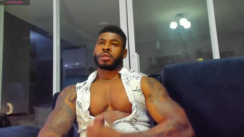 Snapshot of makonneen chatting on 3, 12, 2024 Makonnen online show from 3, 12, 2024