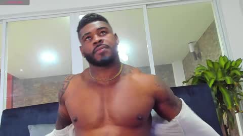 Snapshot of makonneen chatting on 6, 12, 2024 Makonnen online show from 6, 12, 2024