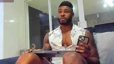 Snapshot of makonneen chatting on 7, 12, 2024 Makonnen online show from 7, 12, 2024