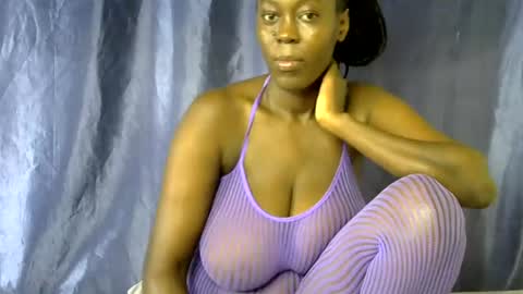 malaika_musa online show from 1, 7, 2026