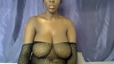 malaika_musa online show from 19, 7, 2026