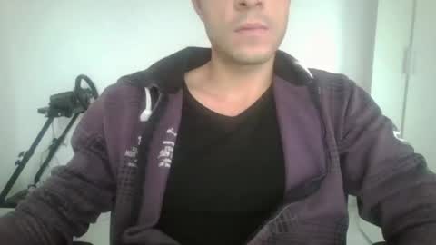 Snapshot of maleboyz chatting on 18, 12, 2024 Boybi online show from 18, 12, 2024