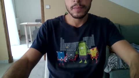 Snapshot of maleboyz chatting on 20, 10, 2025 Boybi online show from 20, 10, 2025