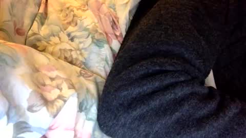 Snapshot of malefrench1 chatting on 22, 12, 2025 malefrench1 online show from 22, 12, 2025