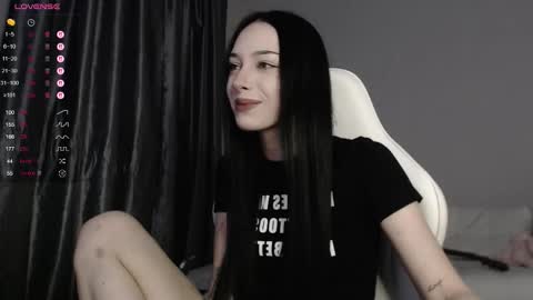 Snapshot of malenkiykamen chatting on 17, 1, 2026 piu online show from 17, 1, 2026