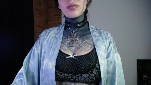 Snapshot of maliceinwonderland25 chatting on 21, 5, 2026 Alice Asylum online show from 21, 5, 2026
