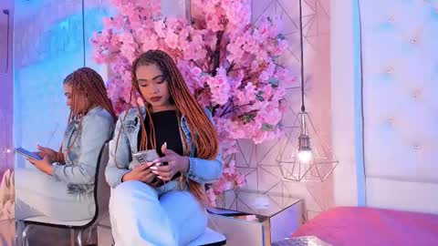 Snapshot of malikasoleil chatting on 8, 3, 2026 Malika soleil online show from 8, 3, 2026