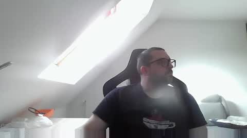 Snapshot of malou2927 chatting on 9, 12, 2024 breton online show from 9, 12, 2024