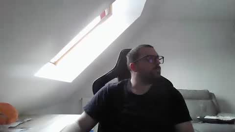 Snapshot of malou2927 chatting on 29, 12, 2024 breton online show from 29, 12, 2024