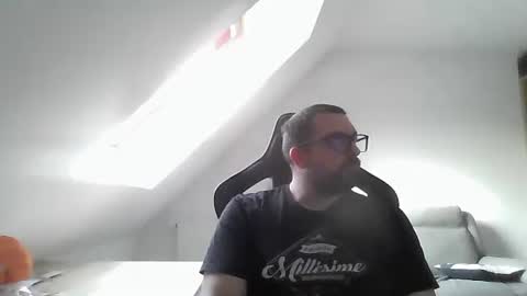 Snapshot of malou2927 chatting on 31, 12, 2024 breton online show from 31, 12, 2024