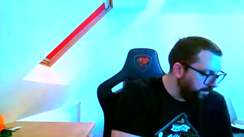 Snapshot of malou2927 chatting on 31, 12, 2024 breton online show from 31, 12, 2024