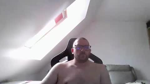 Snapshot of malou2927 chatting on 10, 9, 2025 breton online show from 10, 9, 2025