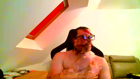 Snapshot of malou2927 chatting on 25, 10, 2025 breton online show from 25, 10, 2025