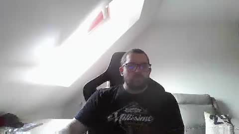 Snapshot of malou2927 chatting on 1, 2, 2026 breton online show from 1, 2, 2026