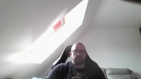 breton online show from 22, 4, 2026