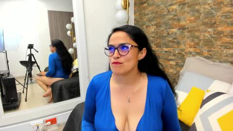 Milu online show from 7, 4, 2026