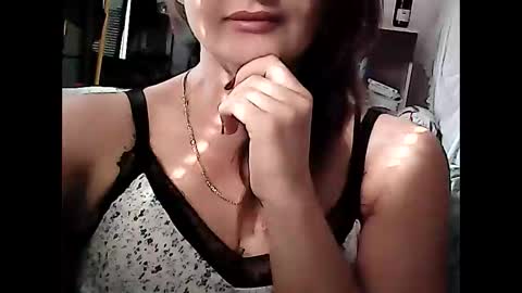 Snapshot of malva0000 chatting on 4, 11, 2025 malva0000 online show from 4, 11, 2025