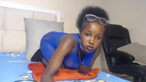 Snapshot of mamaapussy chatting on 11, 2, 2025 mamaa online show from 11, 2, 2025