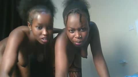 Snapshot of mamaapussy chatting on 12, 2, 2025 mamaa online show from 12, 2, 2025