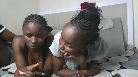 Snapshot of mamaapussy chatting on 14, 1, 2026 mamaa online show from 14, 1, 2026