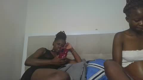 Snapshot of mamaapussy chatting on 11, 3, 2026 mamaa online show from 11, 3, 2026