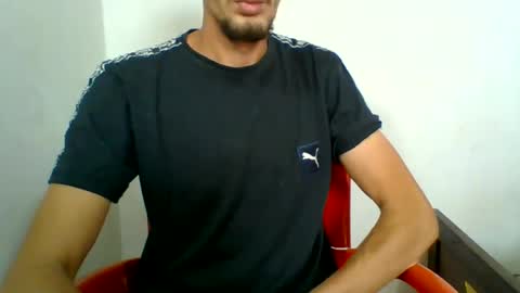 Snapshot of mandick95 chatting on 4, 7, 2026 mandick95 online show from 4, 7, 2026