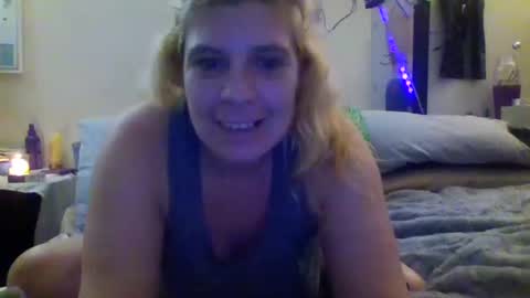 mindy22 online show from 15, 2, 2025