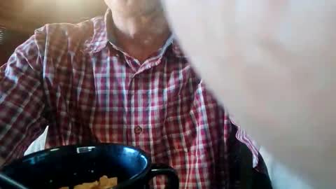 Snapshot of mandnforever100 chatting on 1, 2, 2026 mandnforever100 online show from 1, 2, 2026