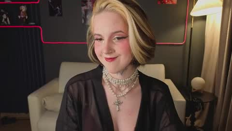 Luna online show from 2, 5, 2026