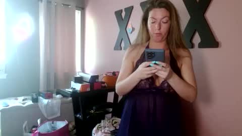 Snapshot of mandybabyxxx chatting on 10, 5, 2026 MandyBabyXXX online show from 10, 5, 2026