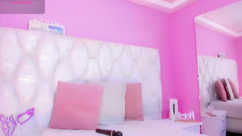 manellyksparklee online show from 4, 7, 2026