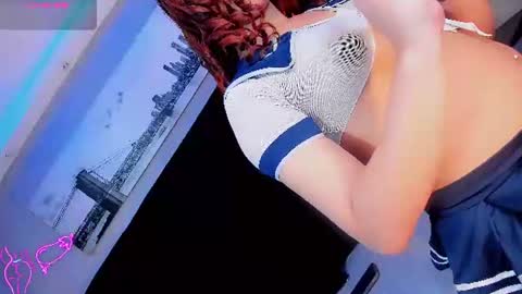 manellyksparklee online show from 7, 8, 2026