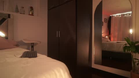   online show from 29, 1, 2025