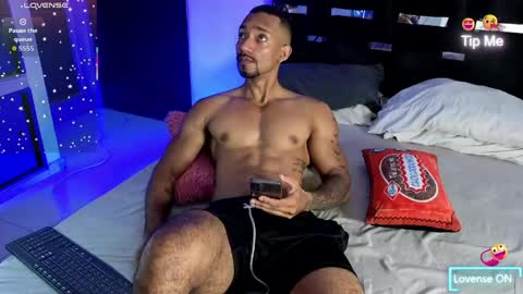 Manolo Hot 1 online show from 7, 6, 2026