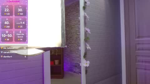 Snapshot of manue_bela chatting on 28, 2, 2025 Angela online show from 28, 2, 2025